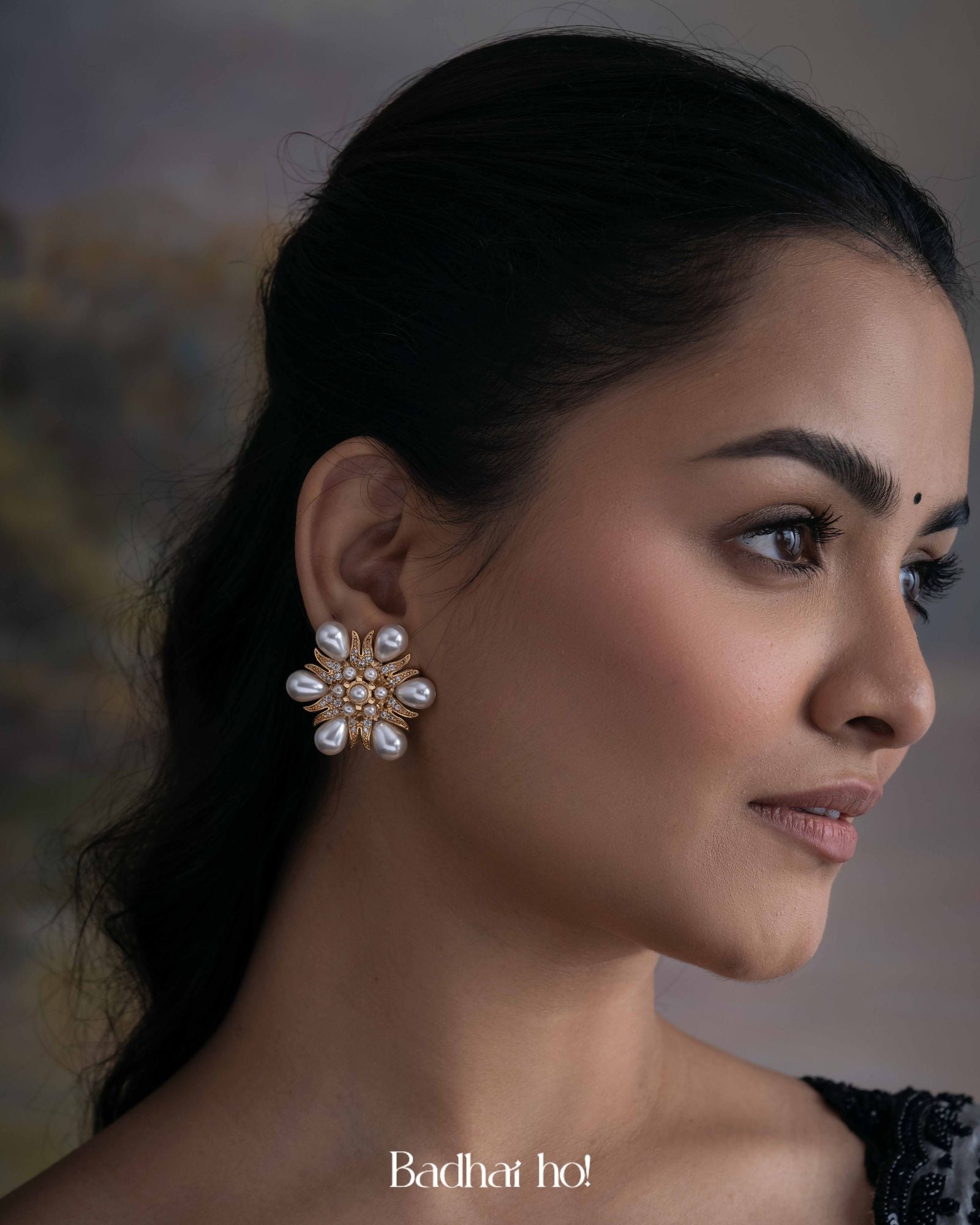 Grand Palais Poppy Studs