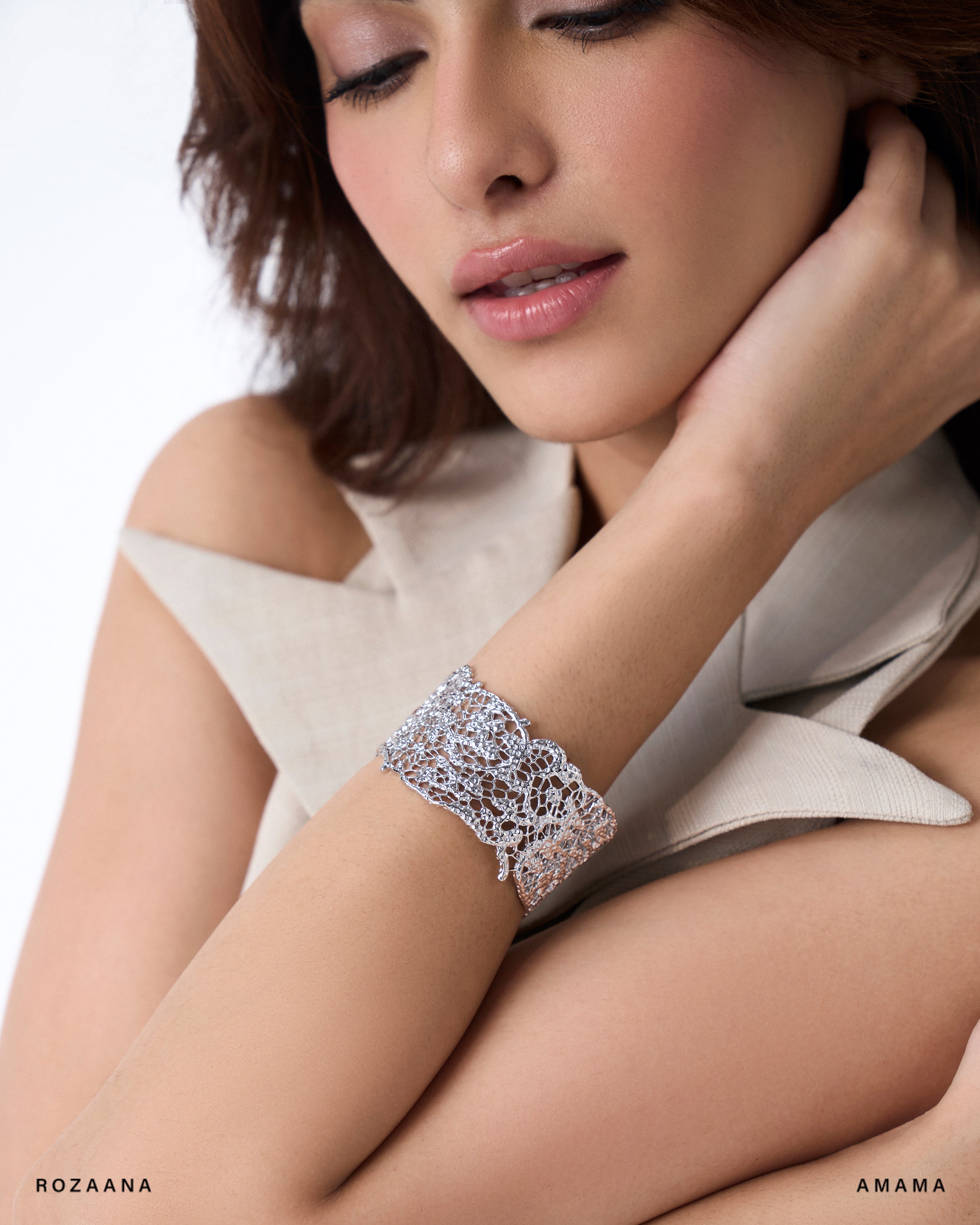 Ruyi Handcuff in Chrome