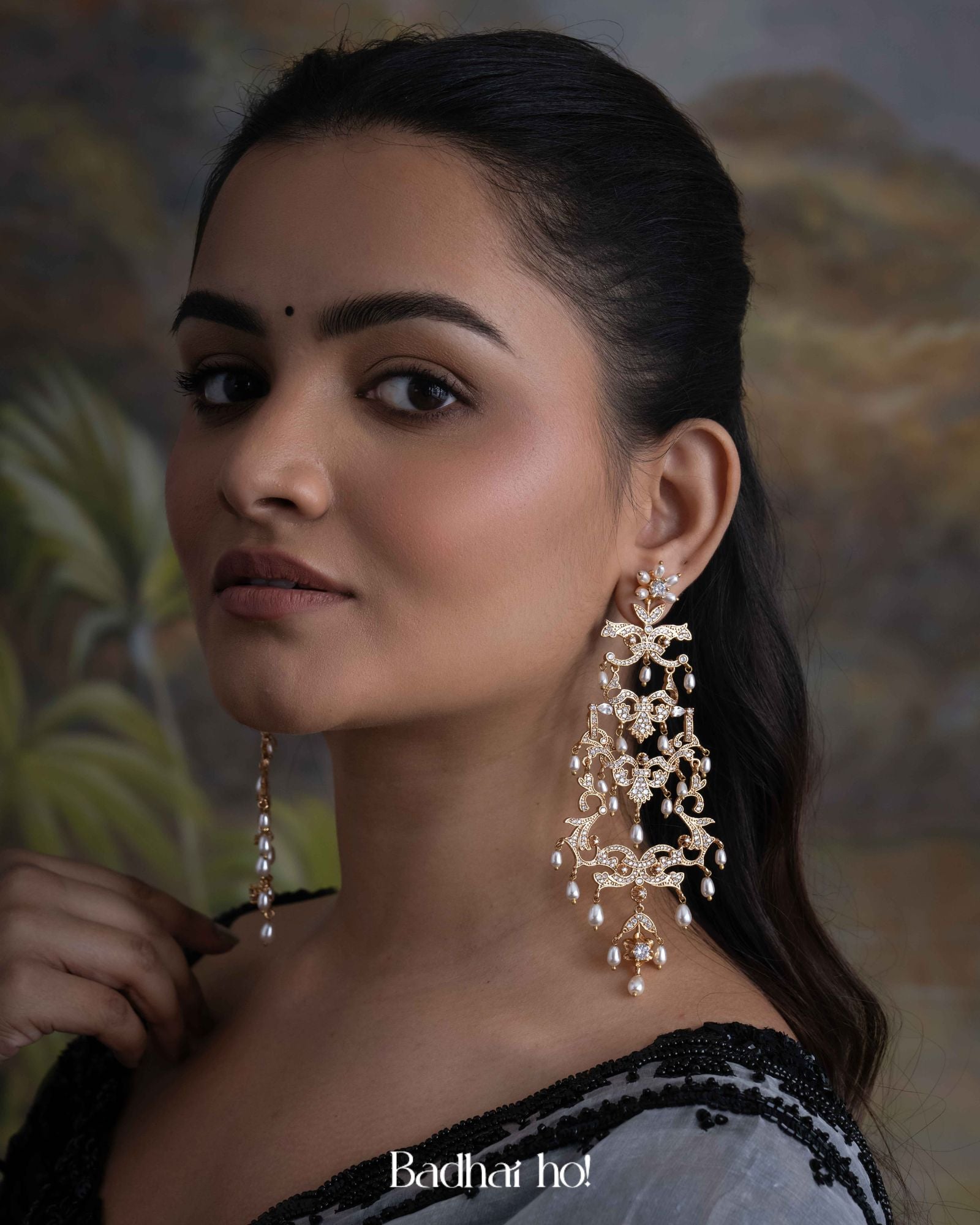 Grand Palais Shoulder Dusters