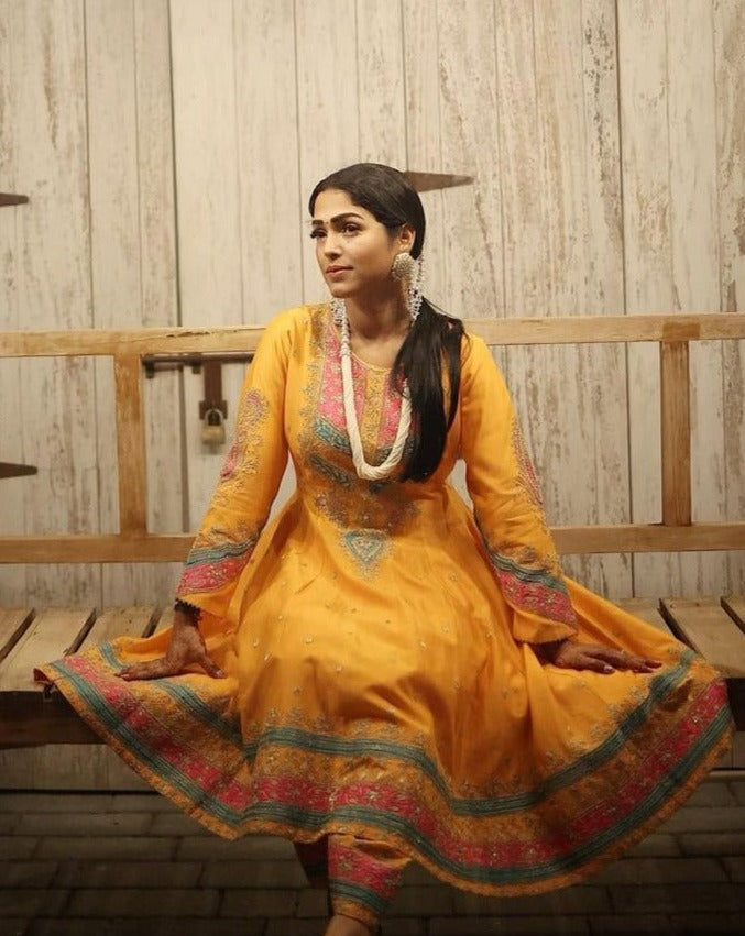 amama pearl jewellery