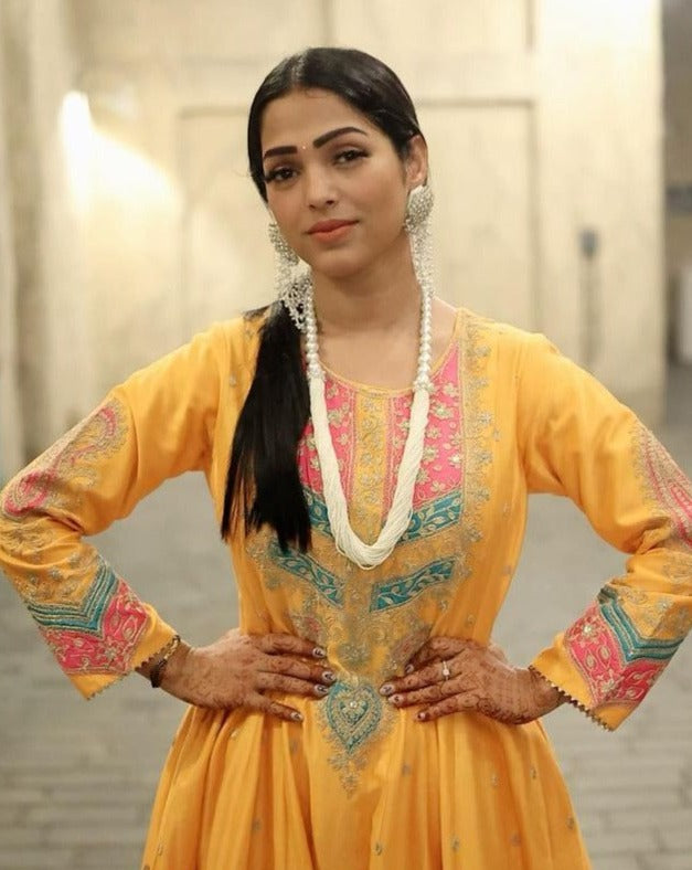 amama pearl jewellery