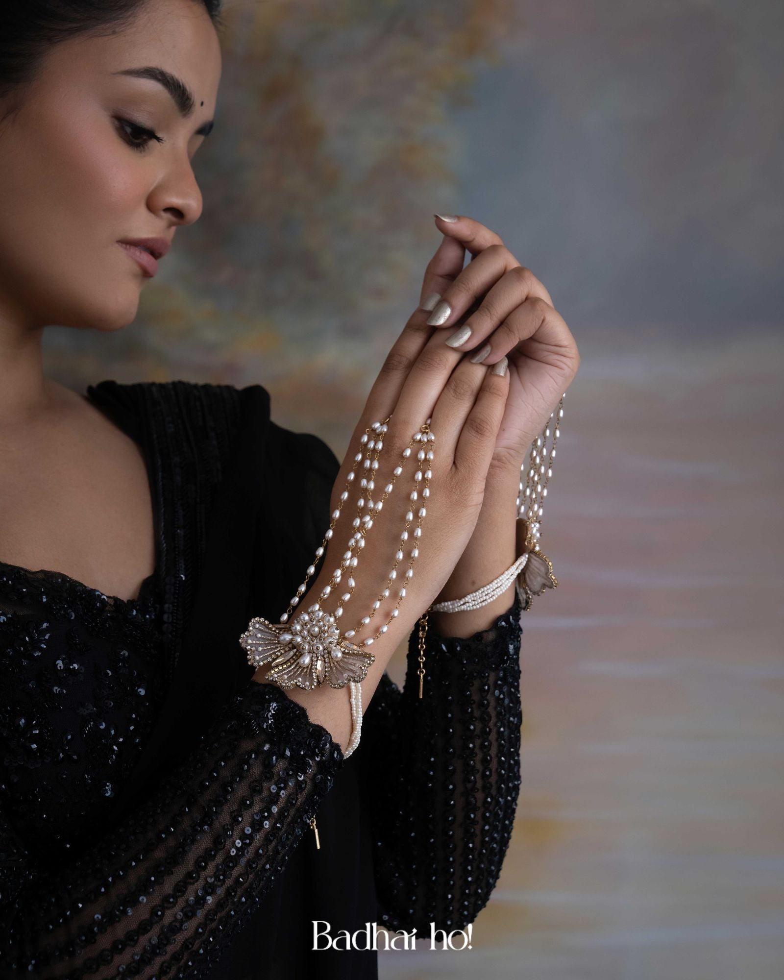 Daffodil Hathphool ( Set Of 2)