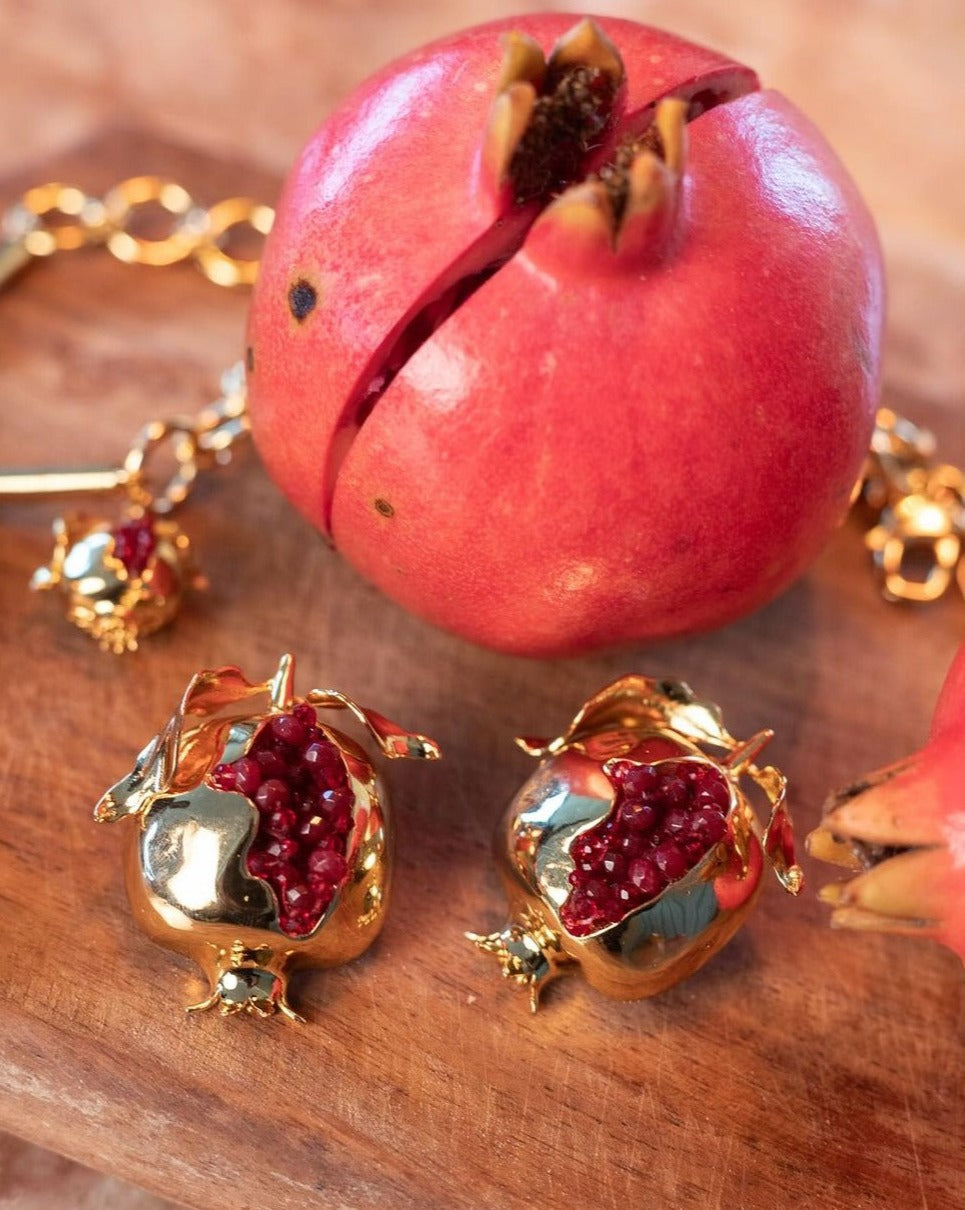 stud earrings for women