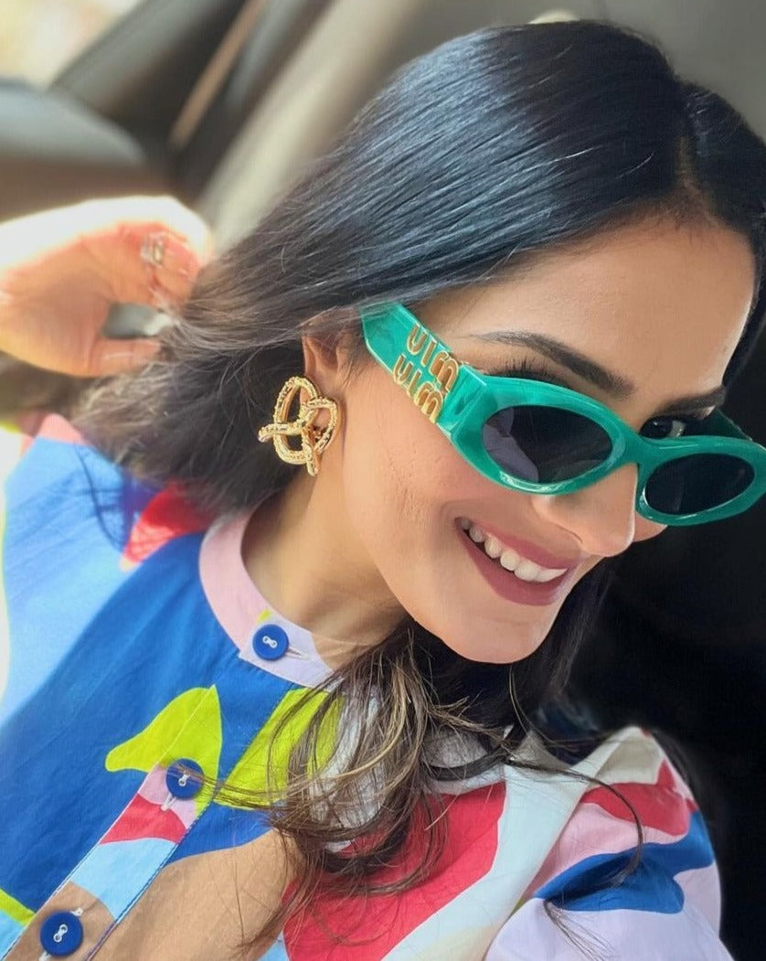 mini stud earrings gold