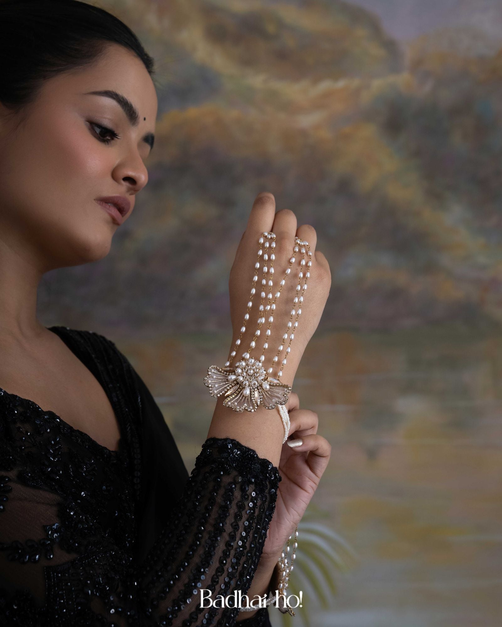 Daffodil Hathphool ( Set Of 2)