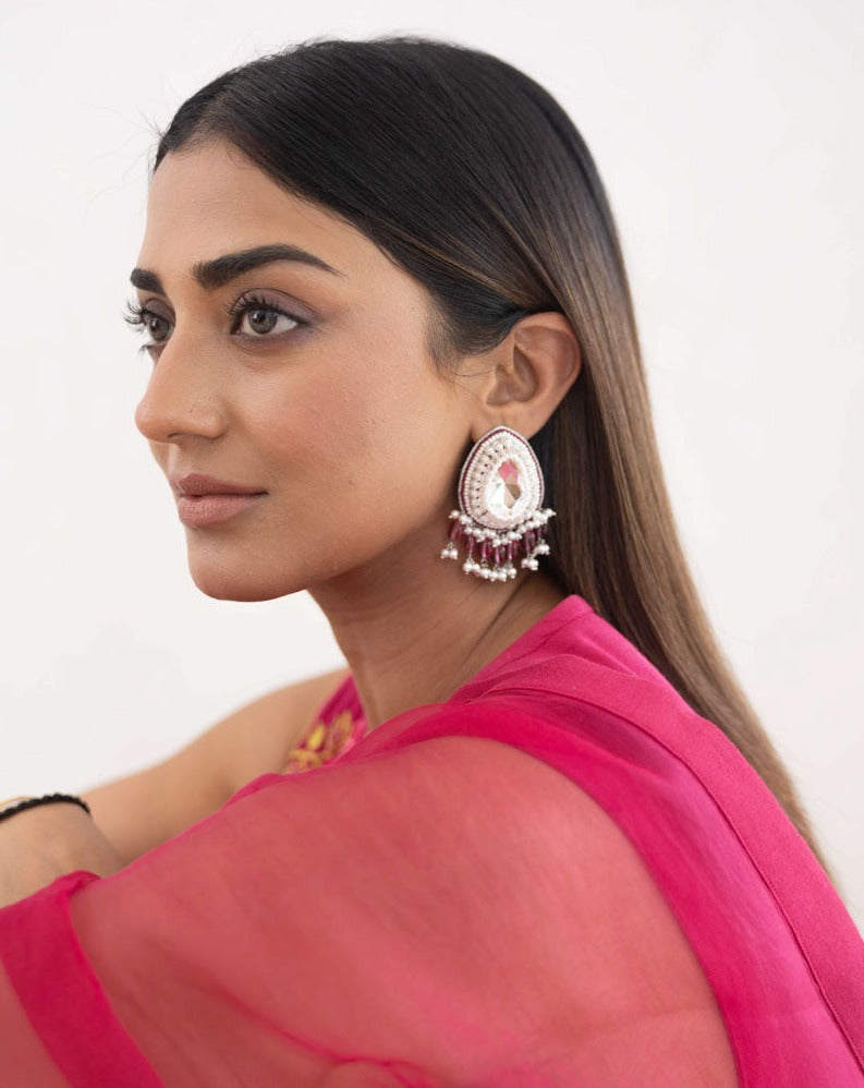 Trellis Studs In Pink Quartz