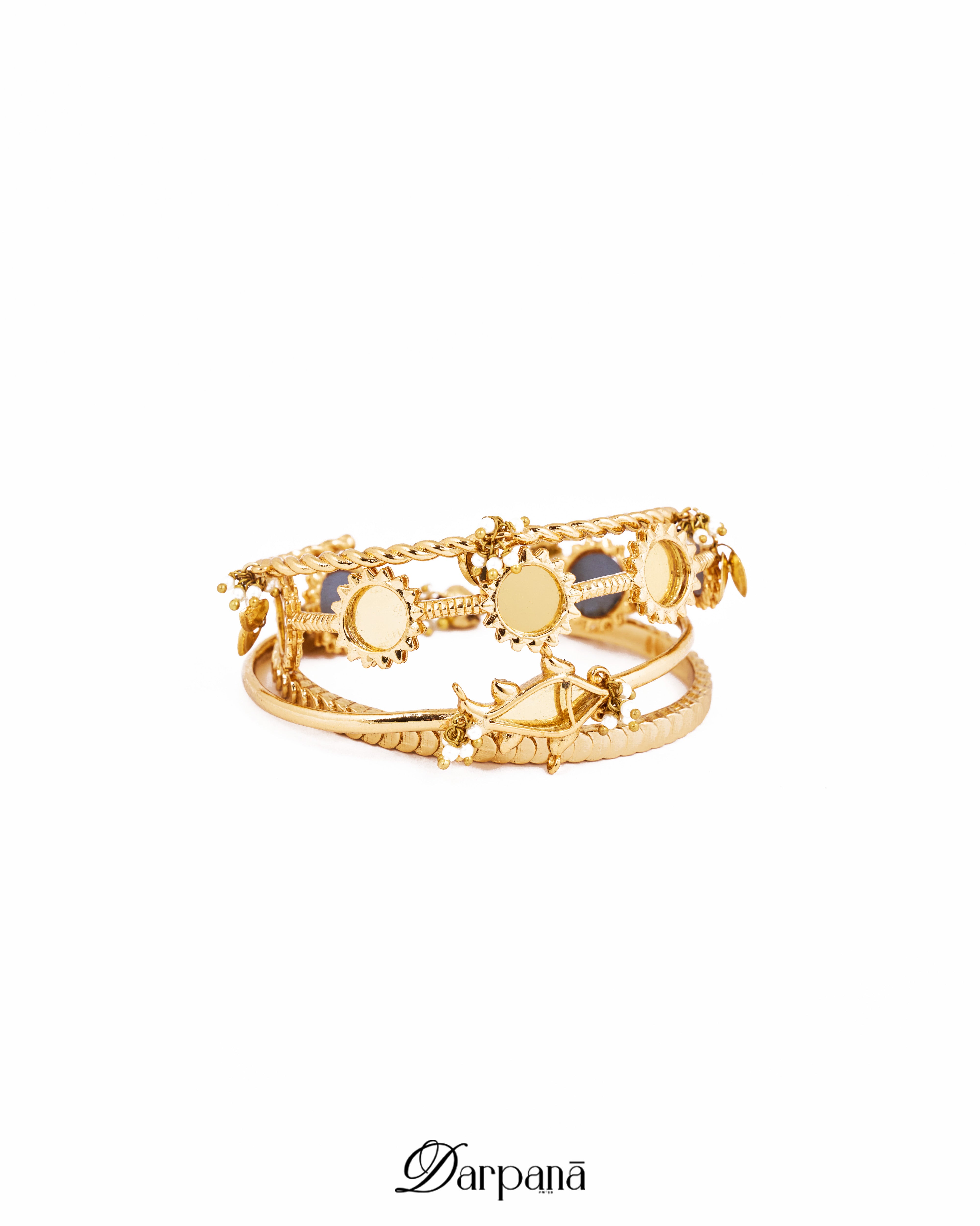 Darpan Meen Handstack