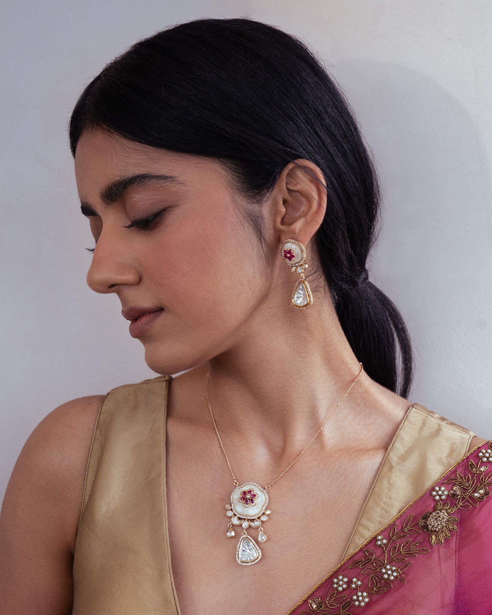 Flora Gold Kundan Necklace Set