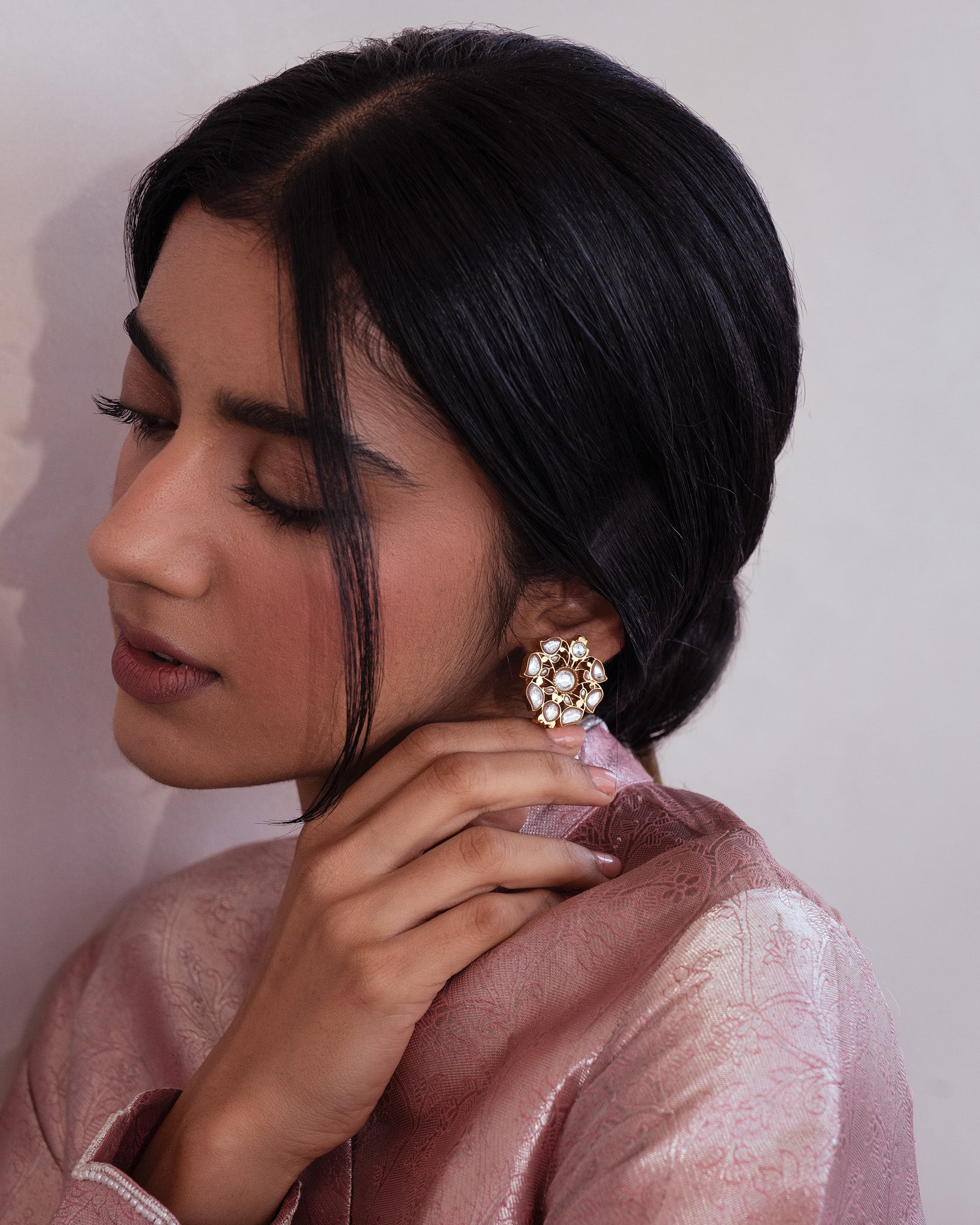 Subi Flora Gold Kundan Studs