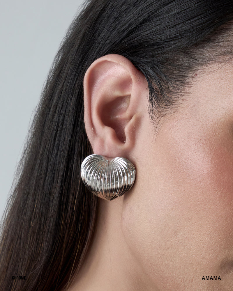 MAXIMA LOVE STUDS IN CHROME