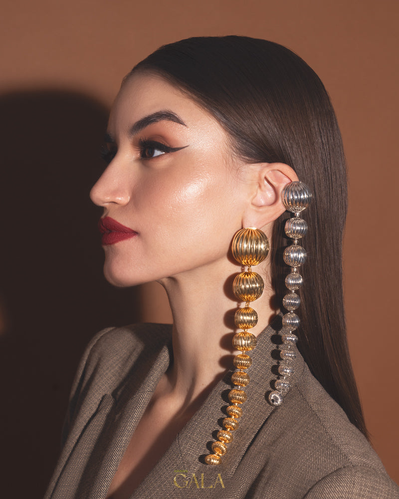 MAXIMA SHOULDER DUSTERS IN CHROME