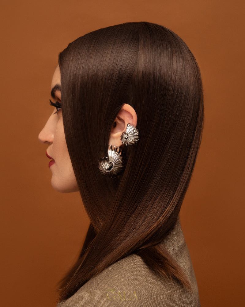 MAXIMA SHELL STUDS IN CHROME