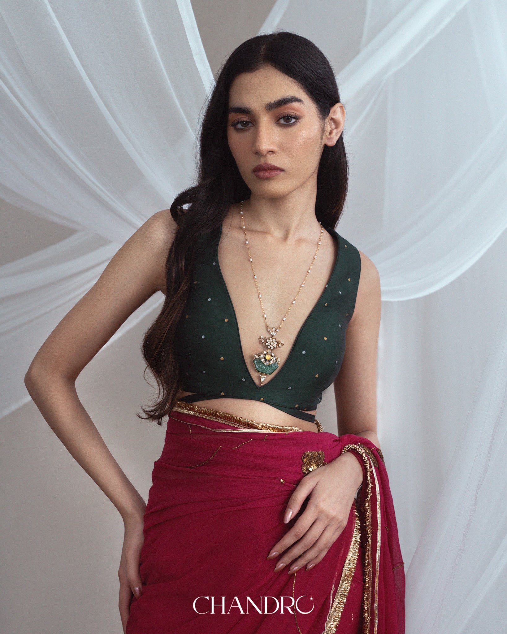 Zamrud Starburst Pendant