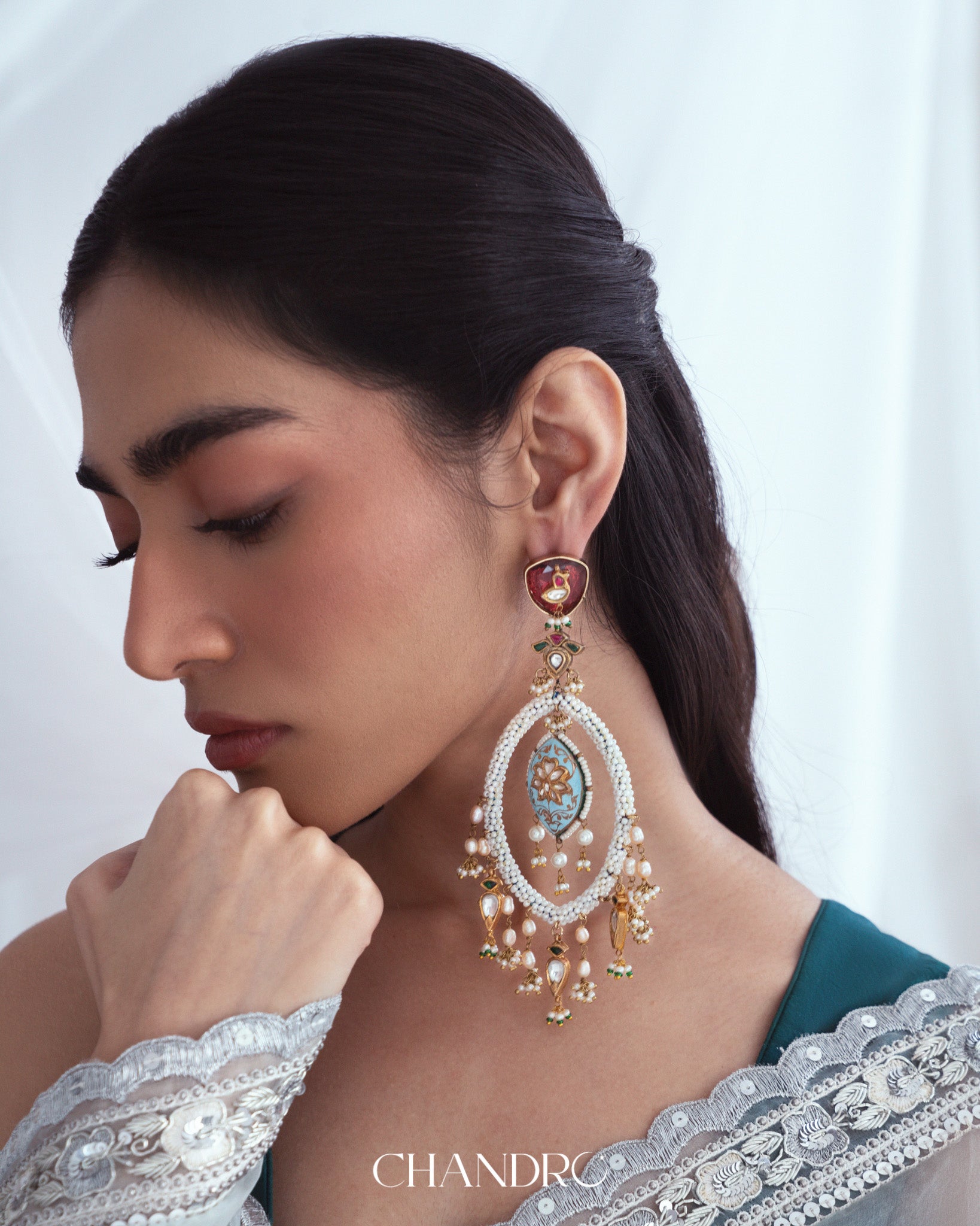 Firoza Gul Chandbali