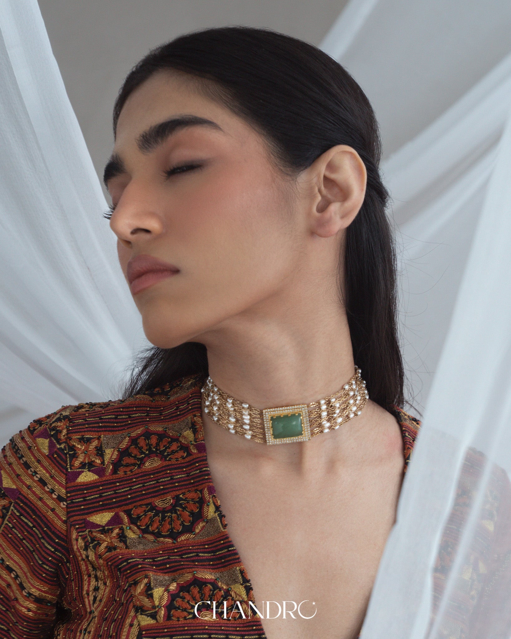 Darbaar Zamrud Choker