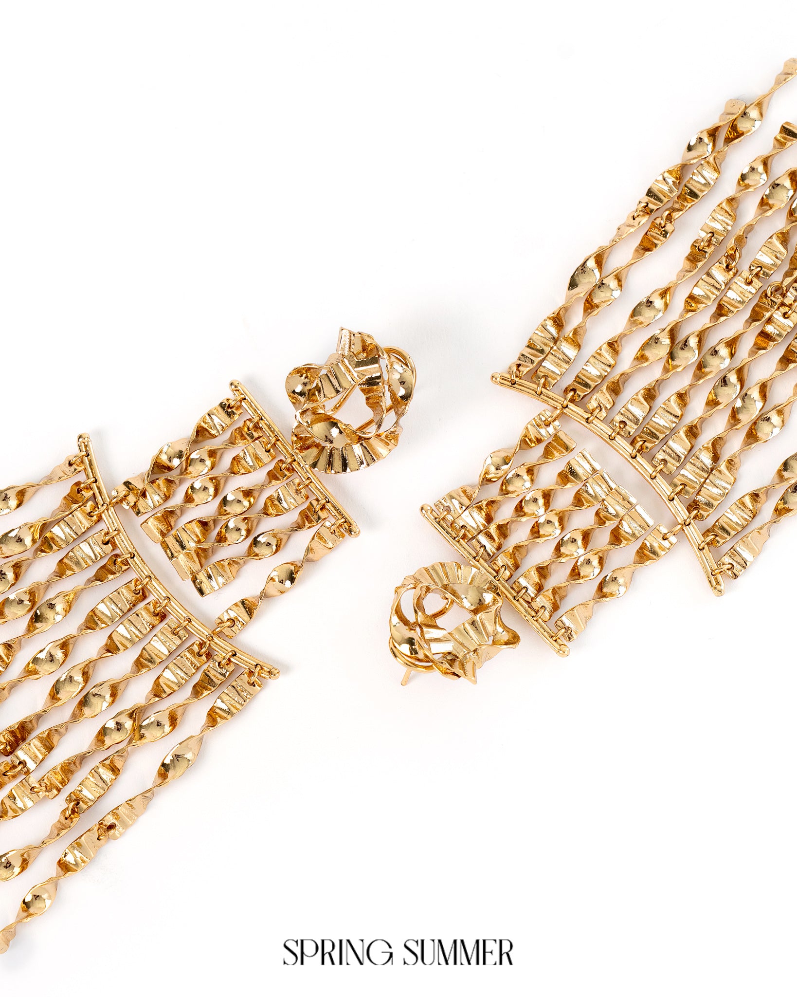 Cleopatra Shoulder Grazers