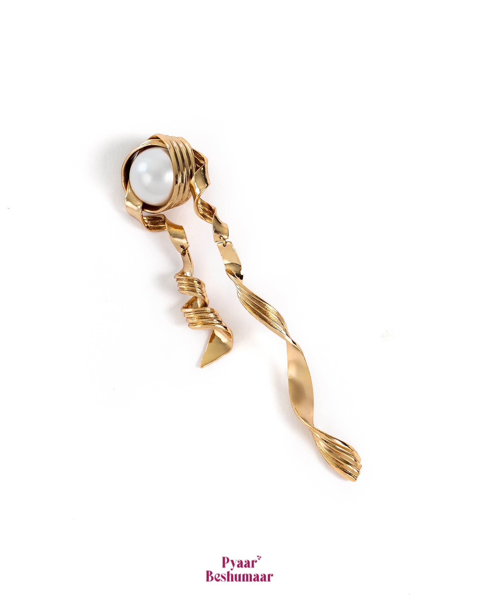 Twiddle Pearl Earrings