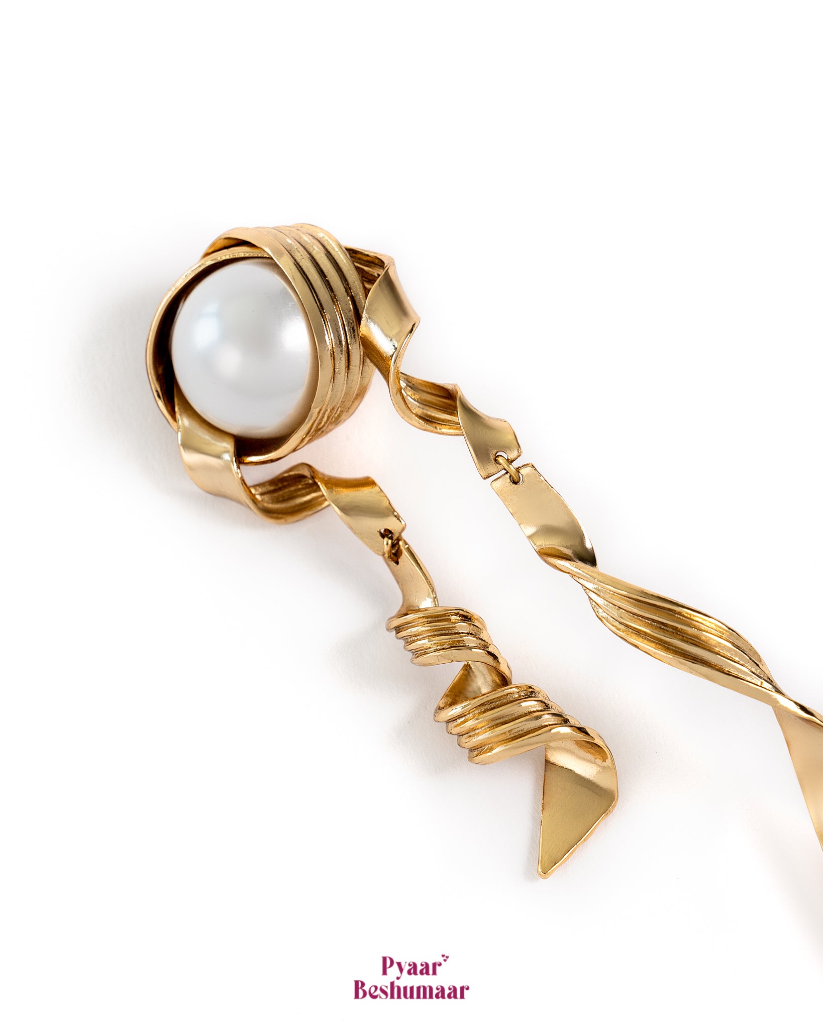 Twiddle Pearl Earrings