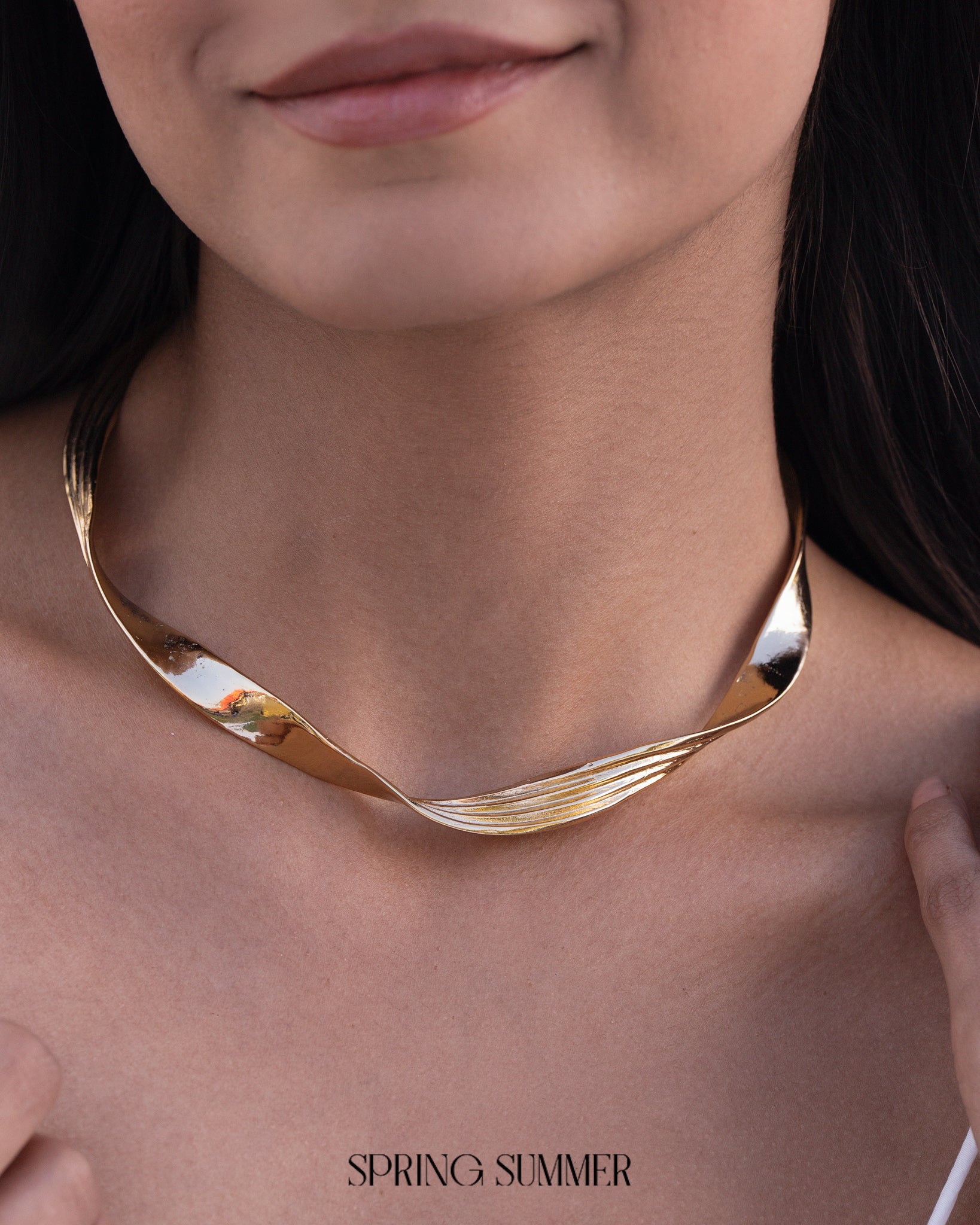 Twiddle Sculpted Choker