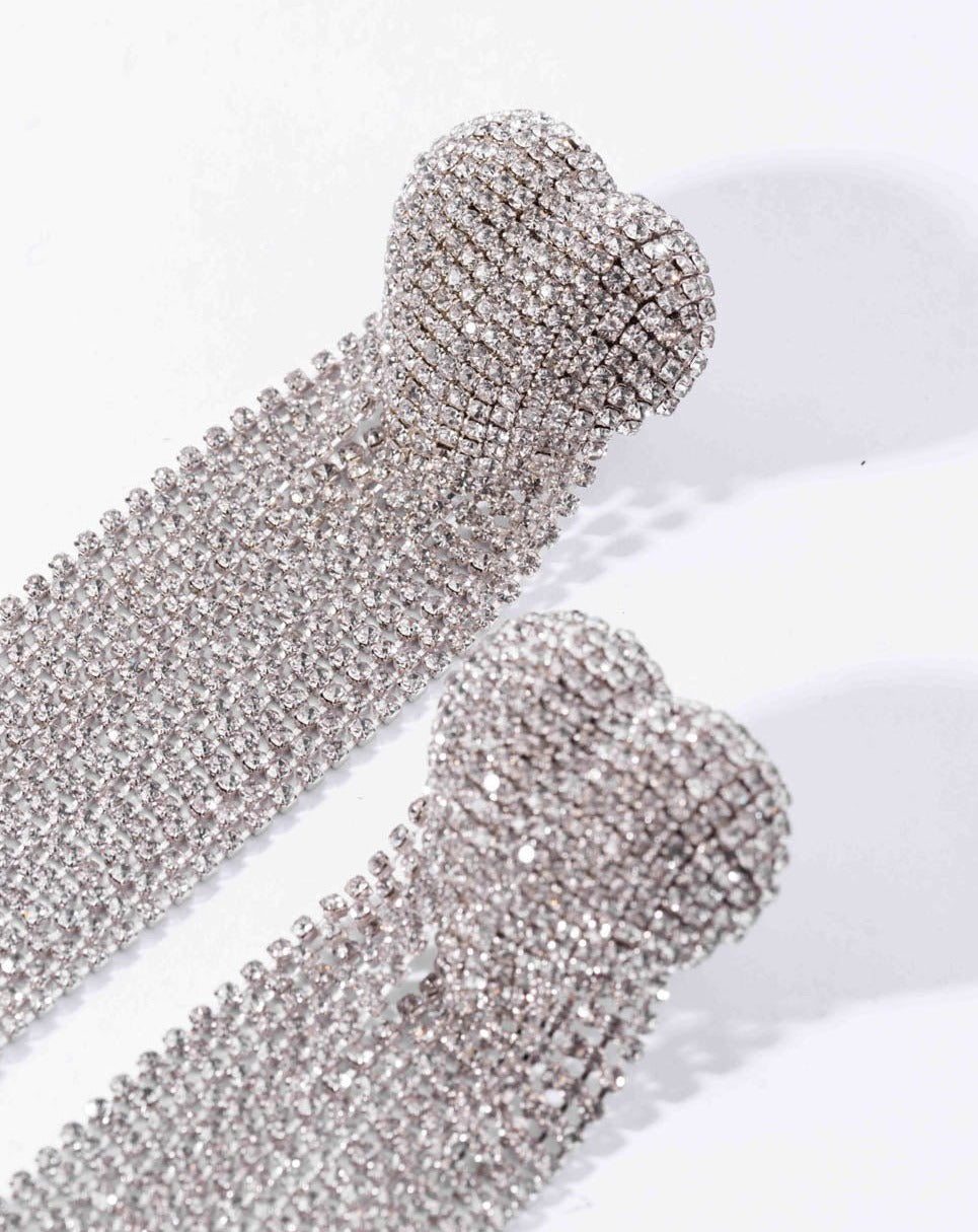 Eleanor Danglers In Sparkling White Amama