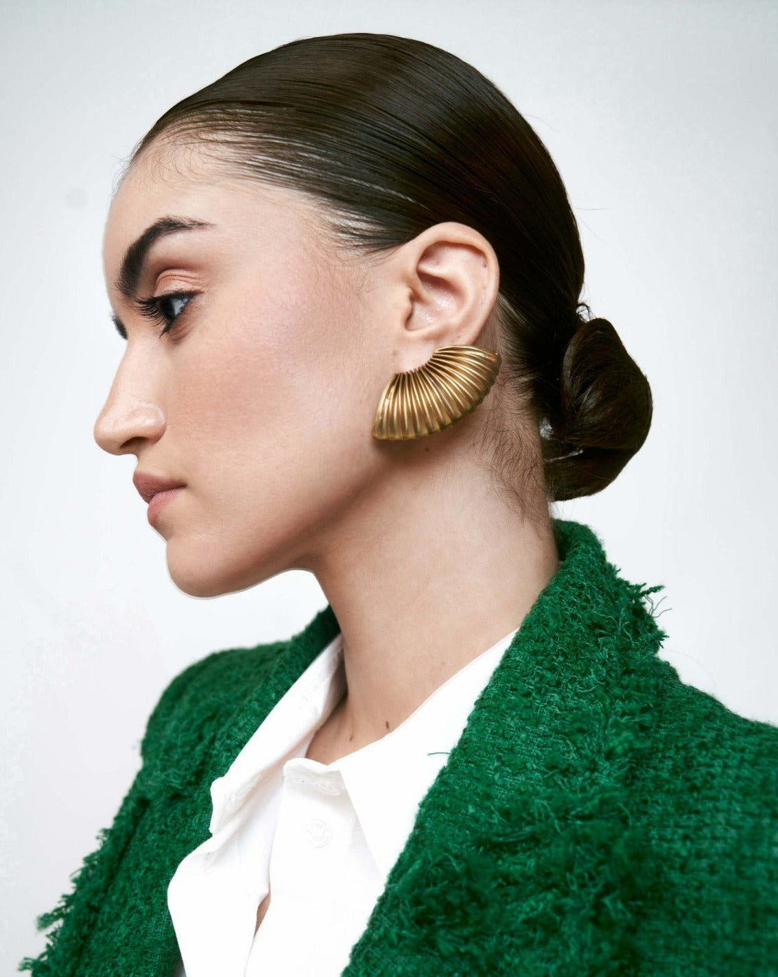 Auryn Earrings In Gold Graphite