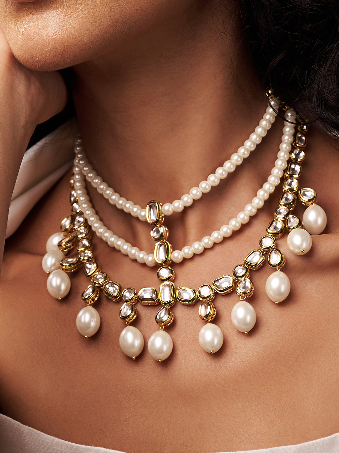 Amama,Classic Pearl Necklace With Polki