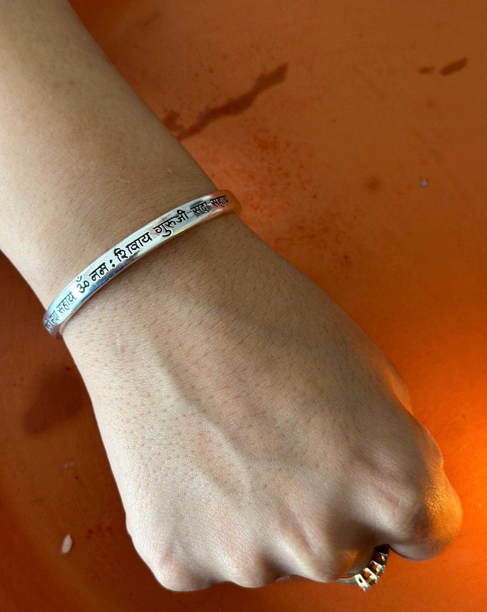 92.5 Silver Guruji Mantra Female Bangle