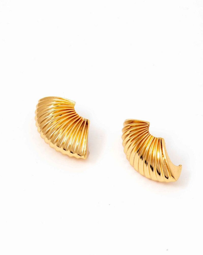 Auryn Earrings In Gold
