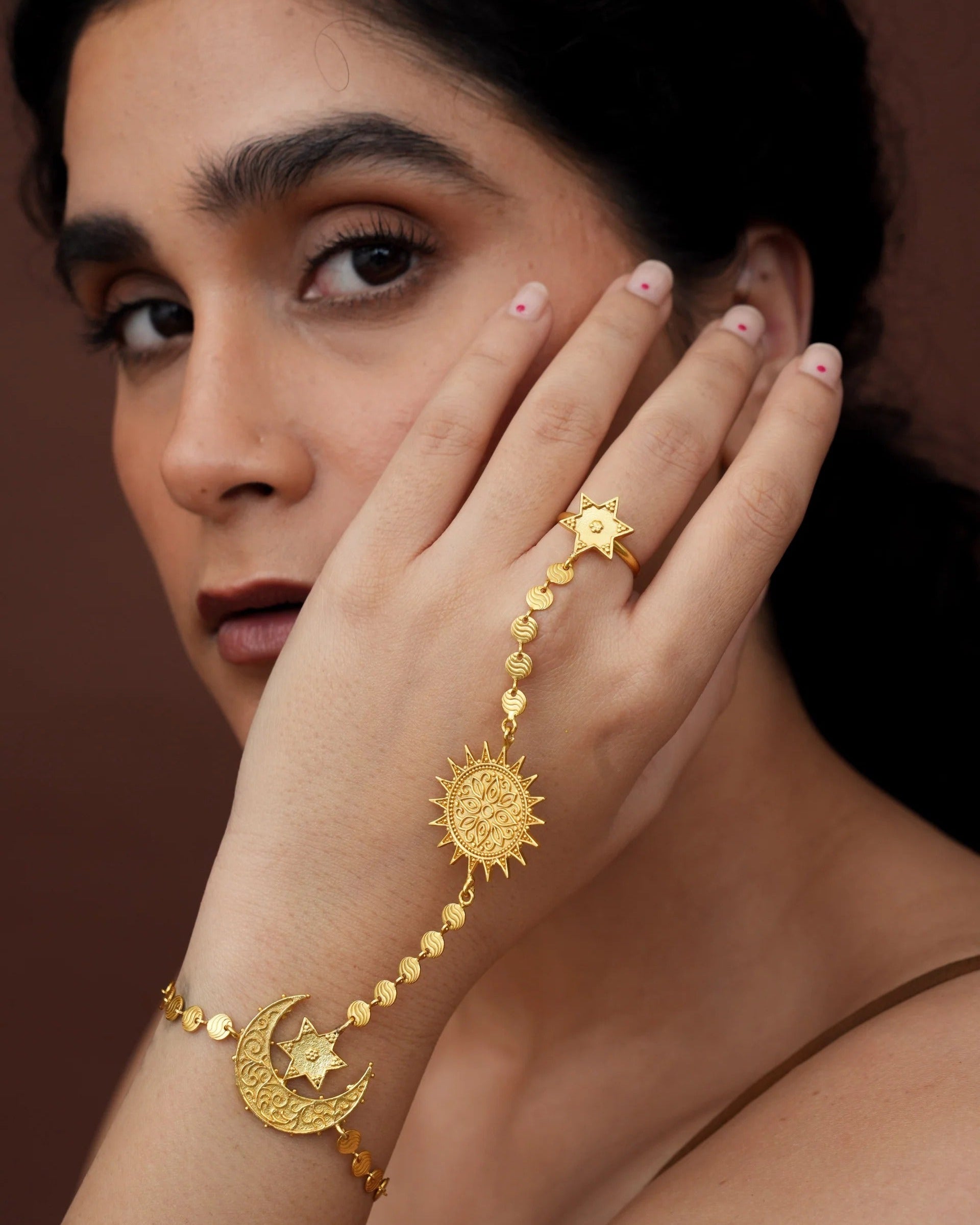 Celestial Haathphool