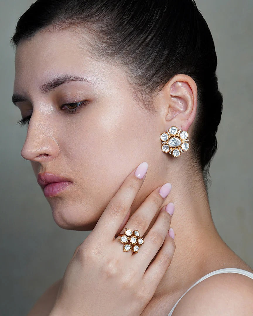 Roselia Glow Stud Earrings