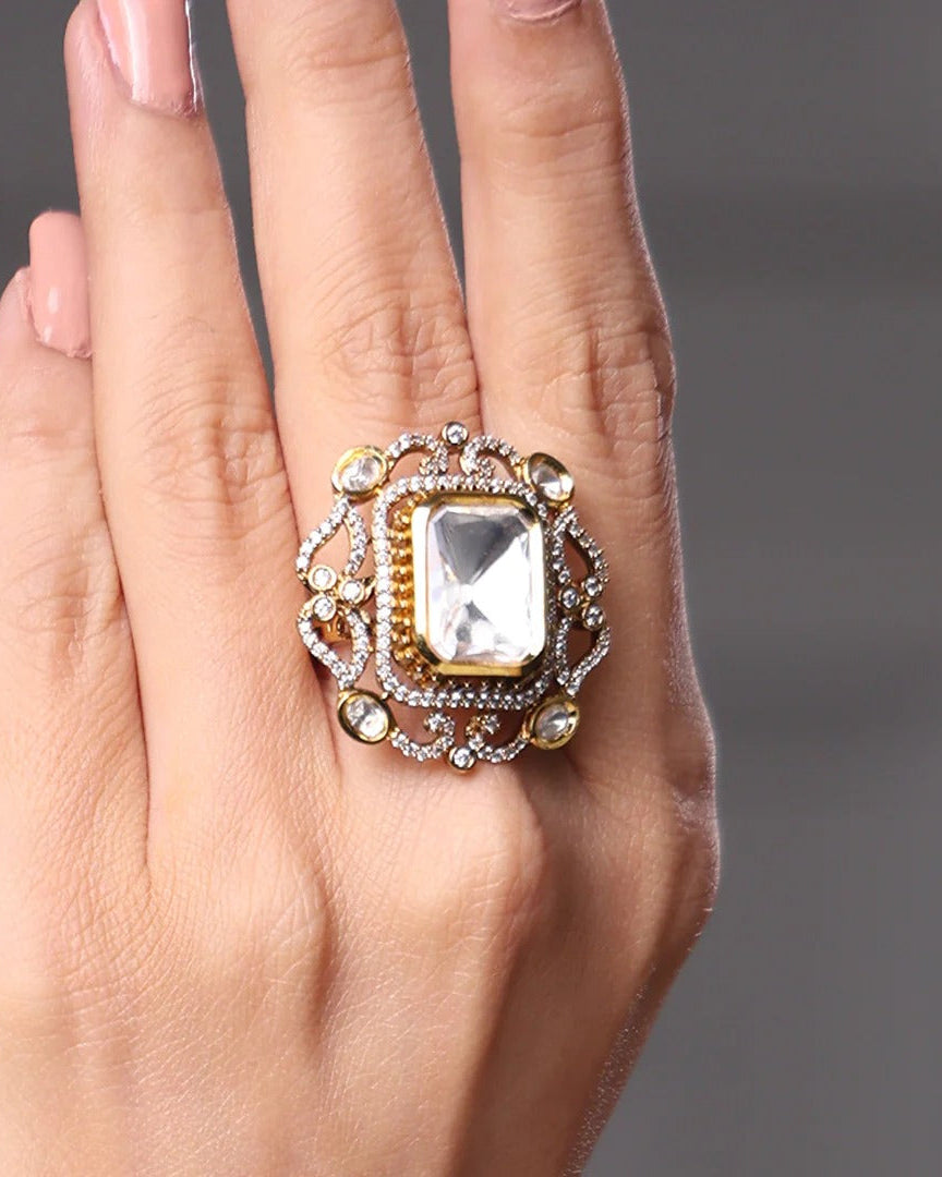 Royal Frame Statment Ring