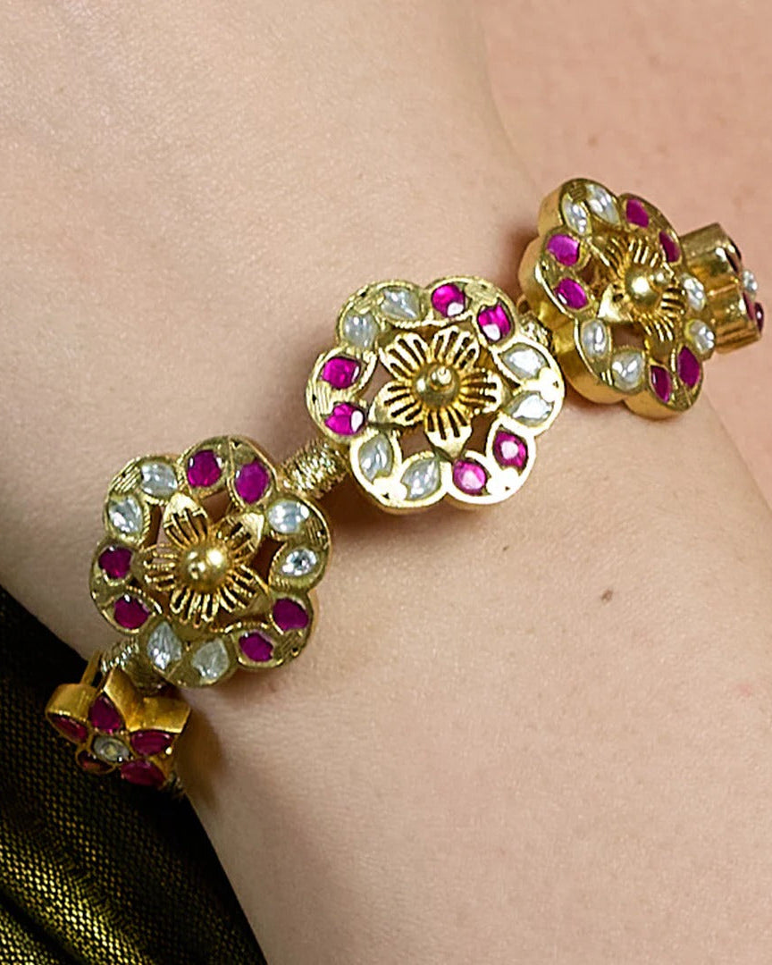 Verdant Glow Charm Bracelet