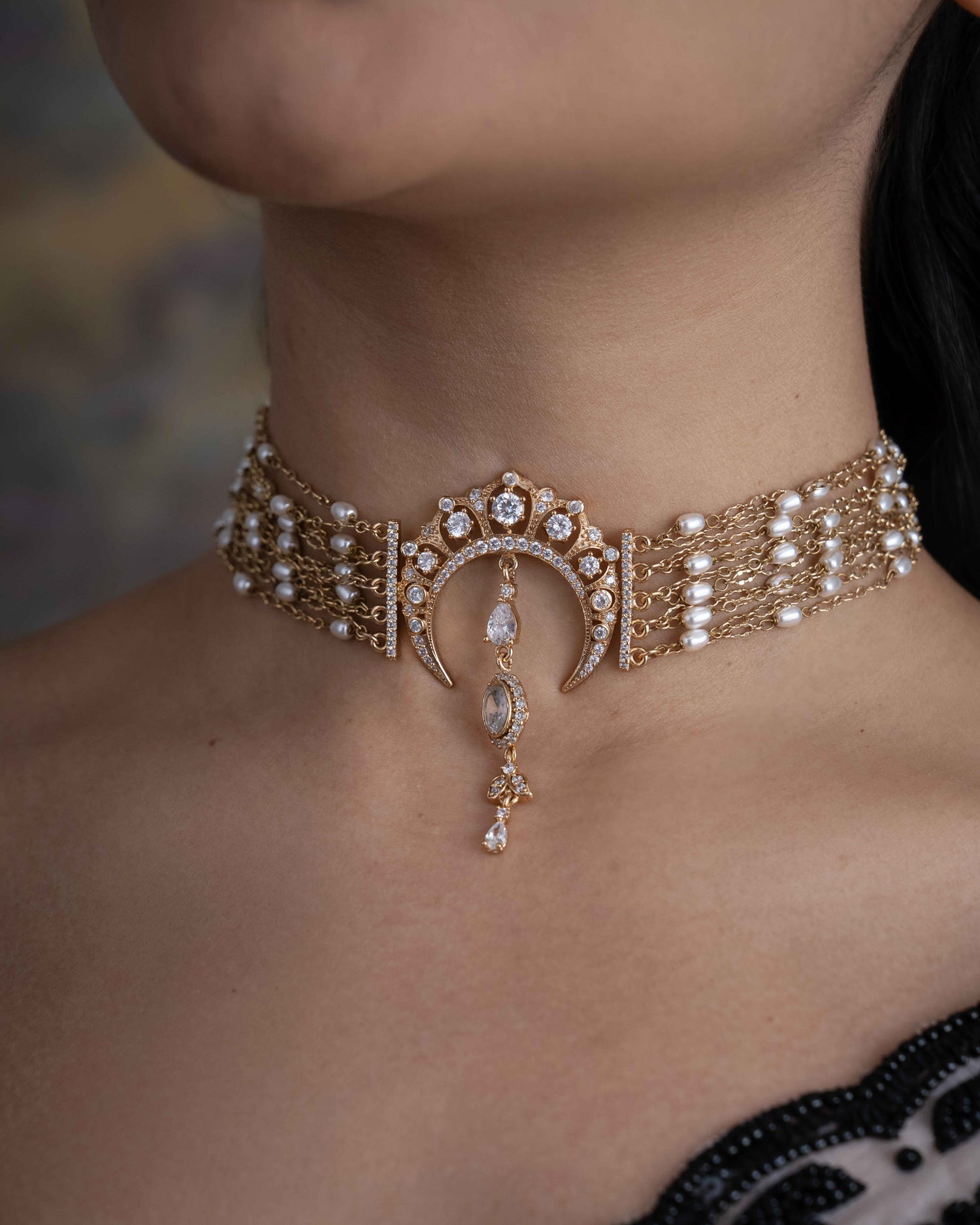 Grand Palais Crescent Choker