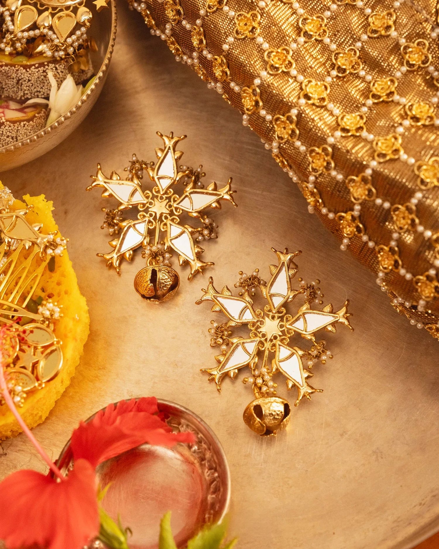 Darpan Meen Studs