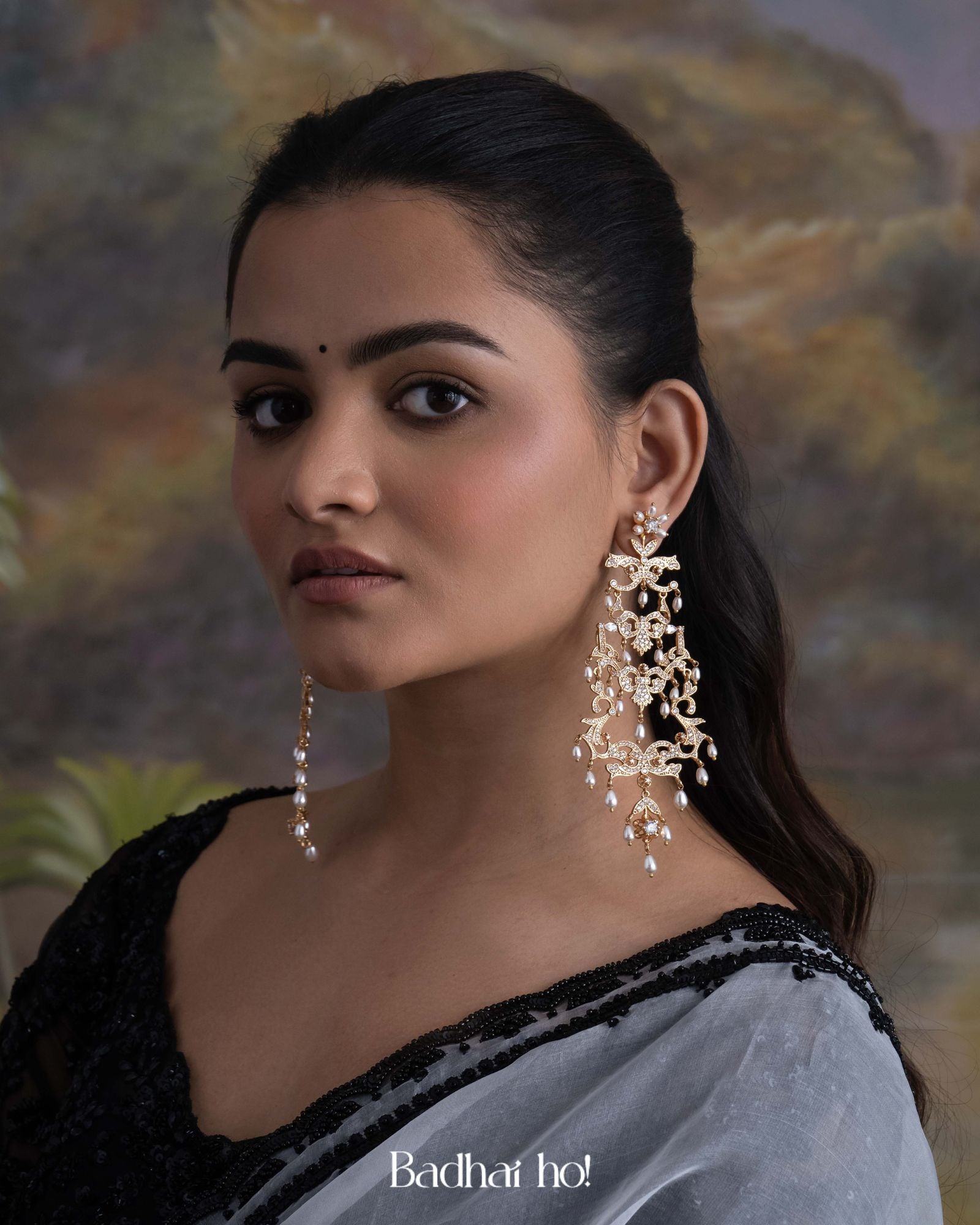 Grand Palais Shoulder Dusters