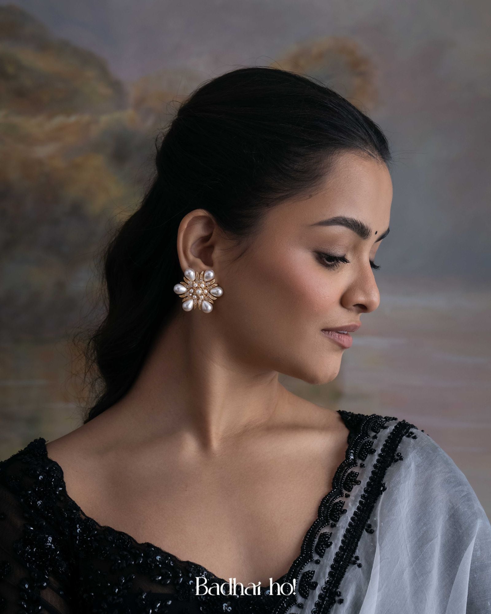 Grand Palais Poppy Studs