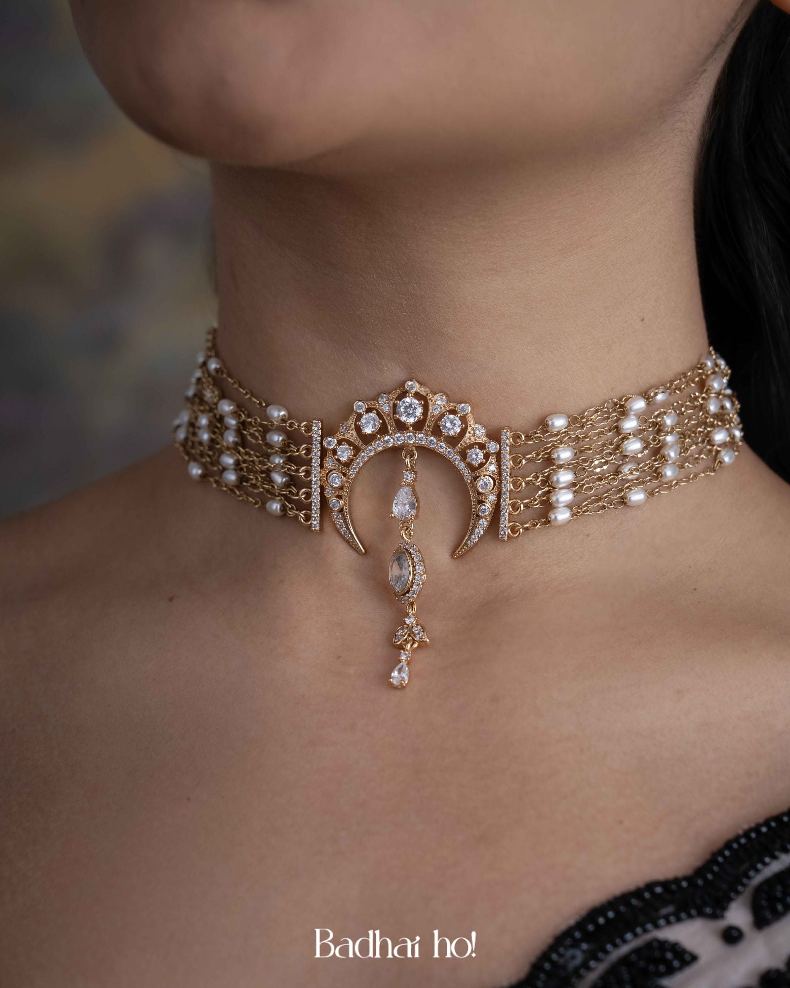 Grand Palais Crescent Choker