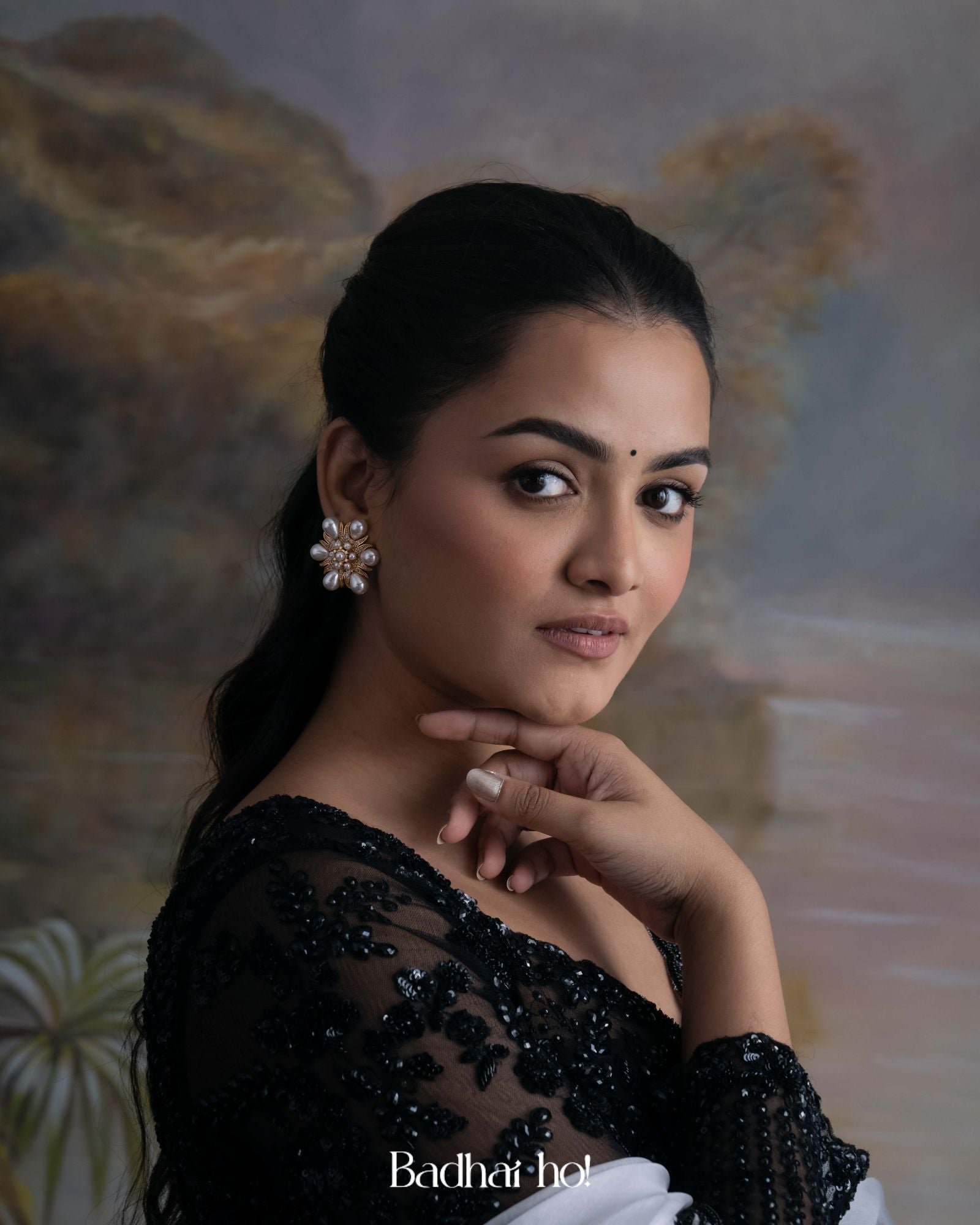 Grand Palais Poppy Studs