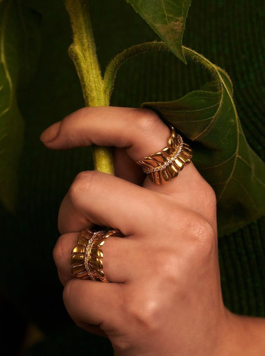 Amama,Sungflower Ring - Gold