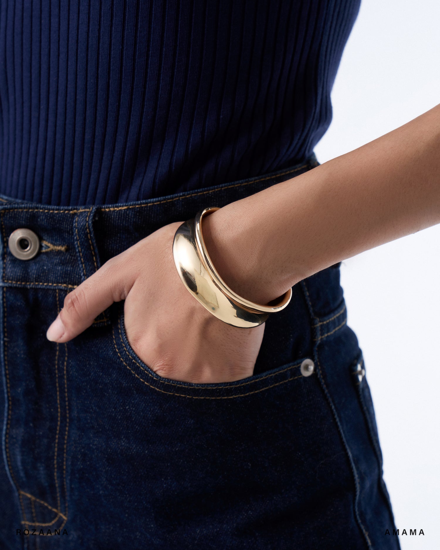 Nishi Handcuff