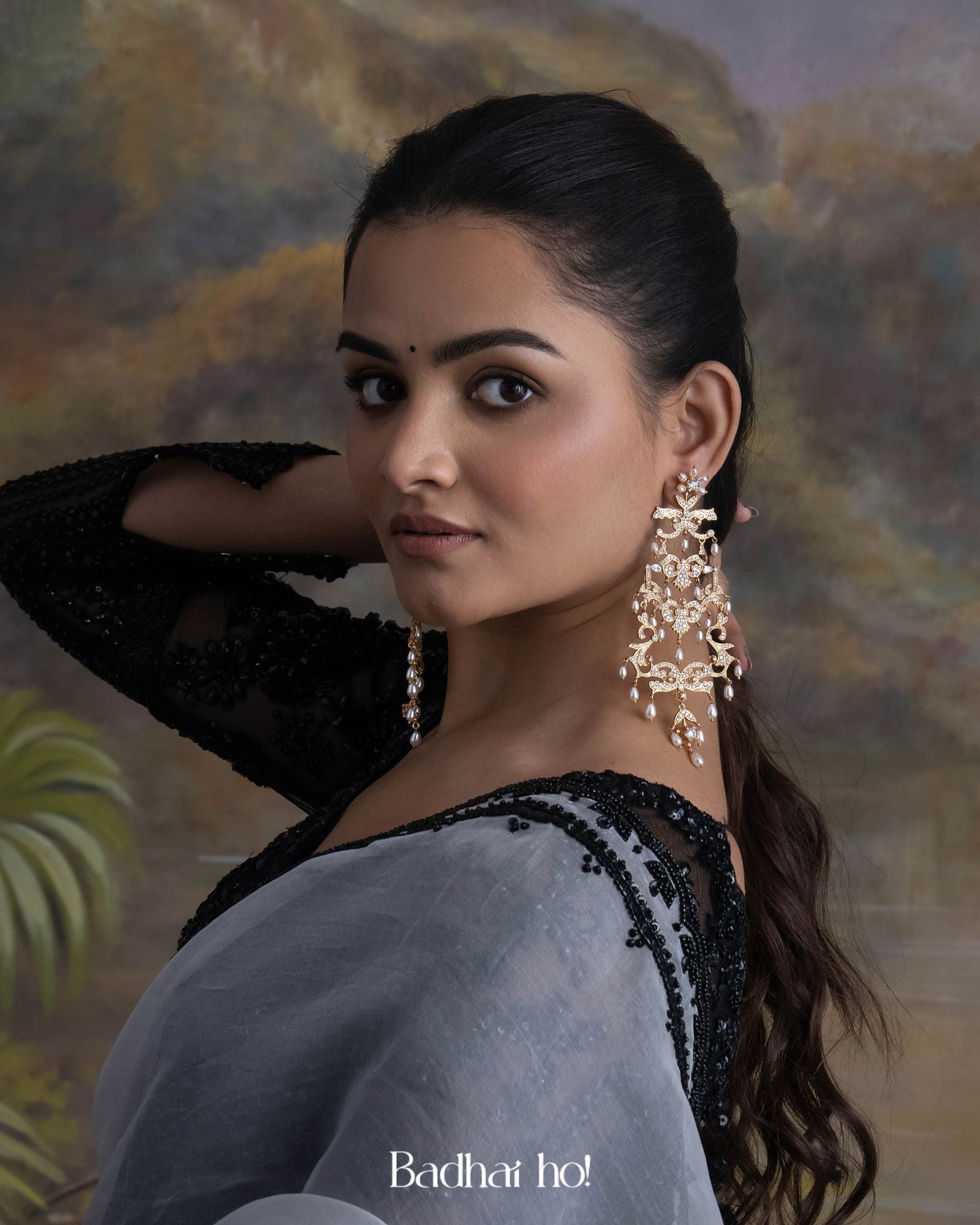 Grand Palais Shoulder Dusters