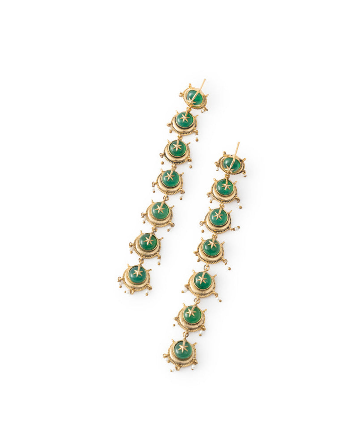 Basra Zamrud Danglers