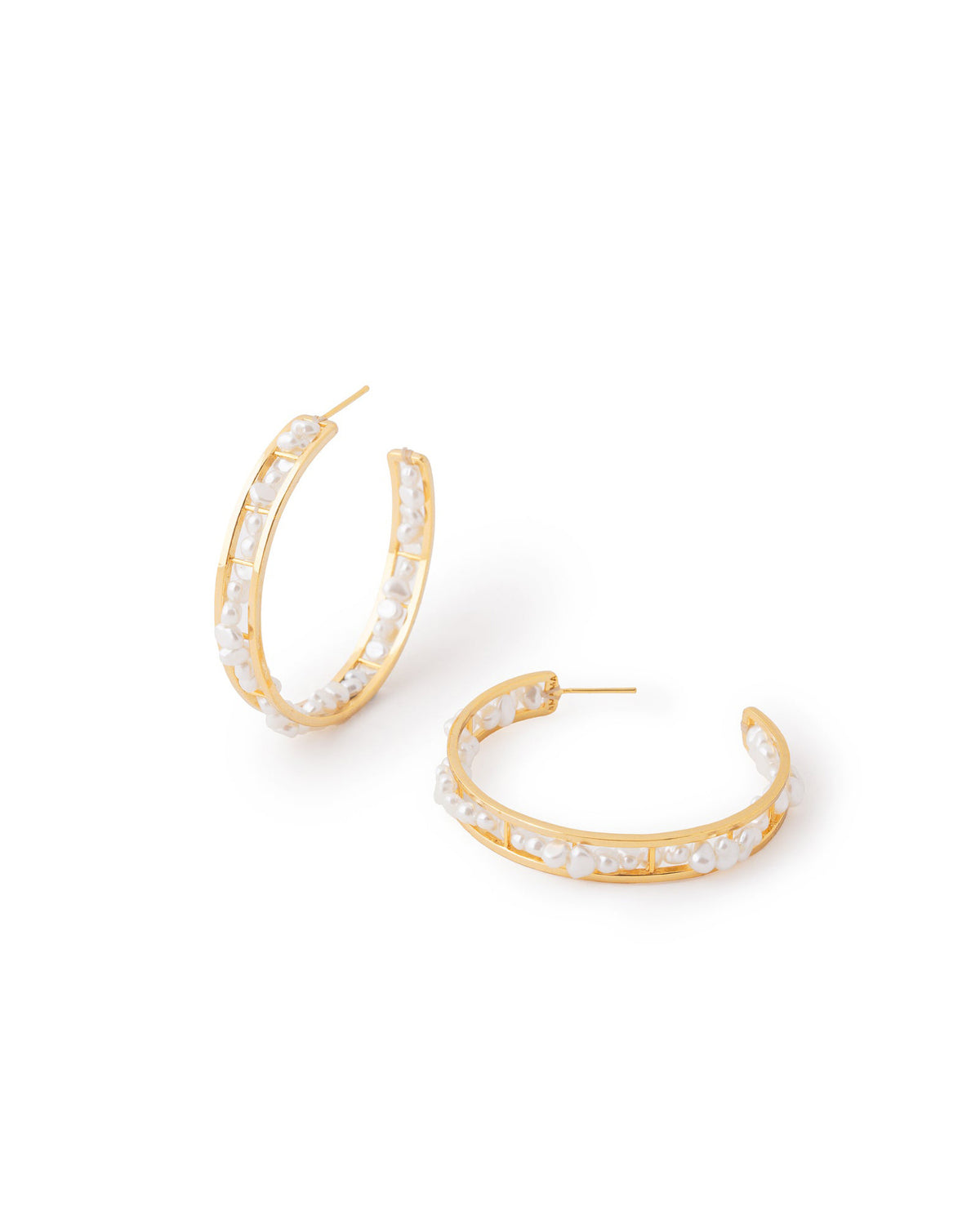 Baroque Trail Hoop in Gold