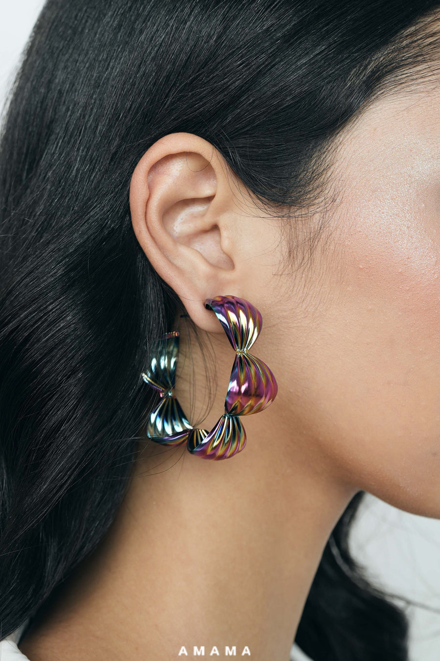 Maxima Scallop Hoops In Iridescent