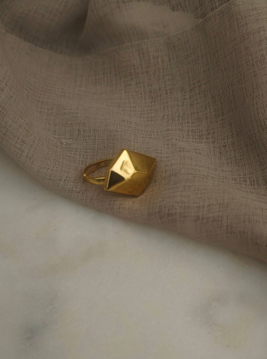 Ava Pyramid Ring