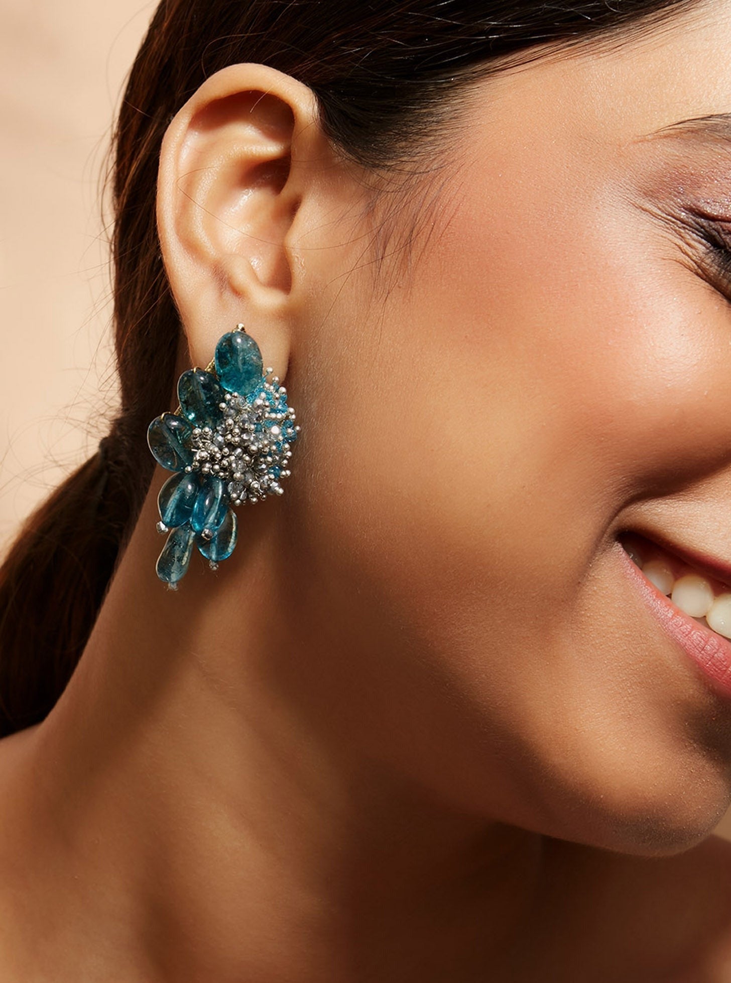 Amama,Designer Blue Stone Stud Earrings