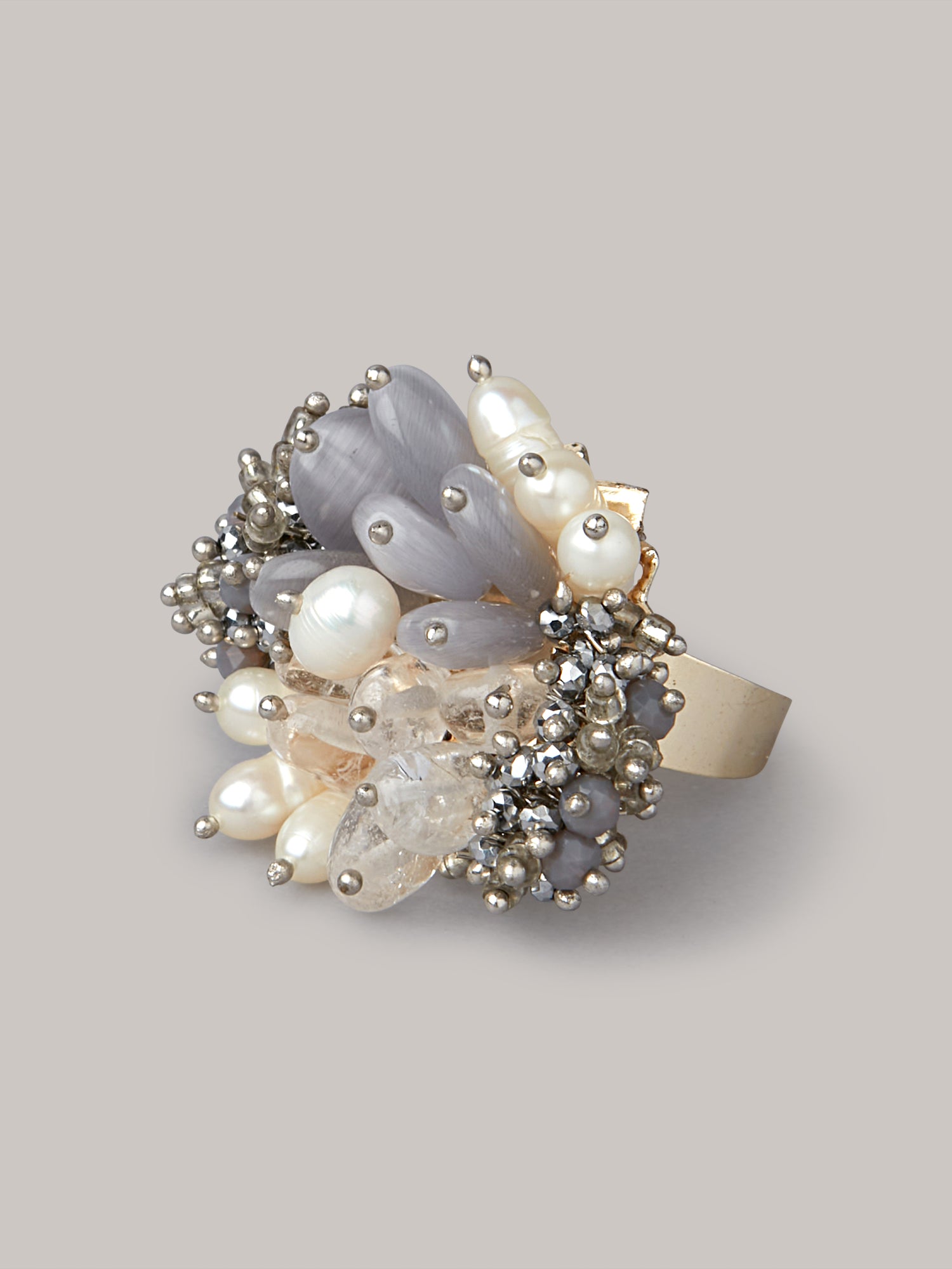 Amama,Designer Beaded Bracelet With Pearls And Stone In Grey And Off-White