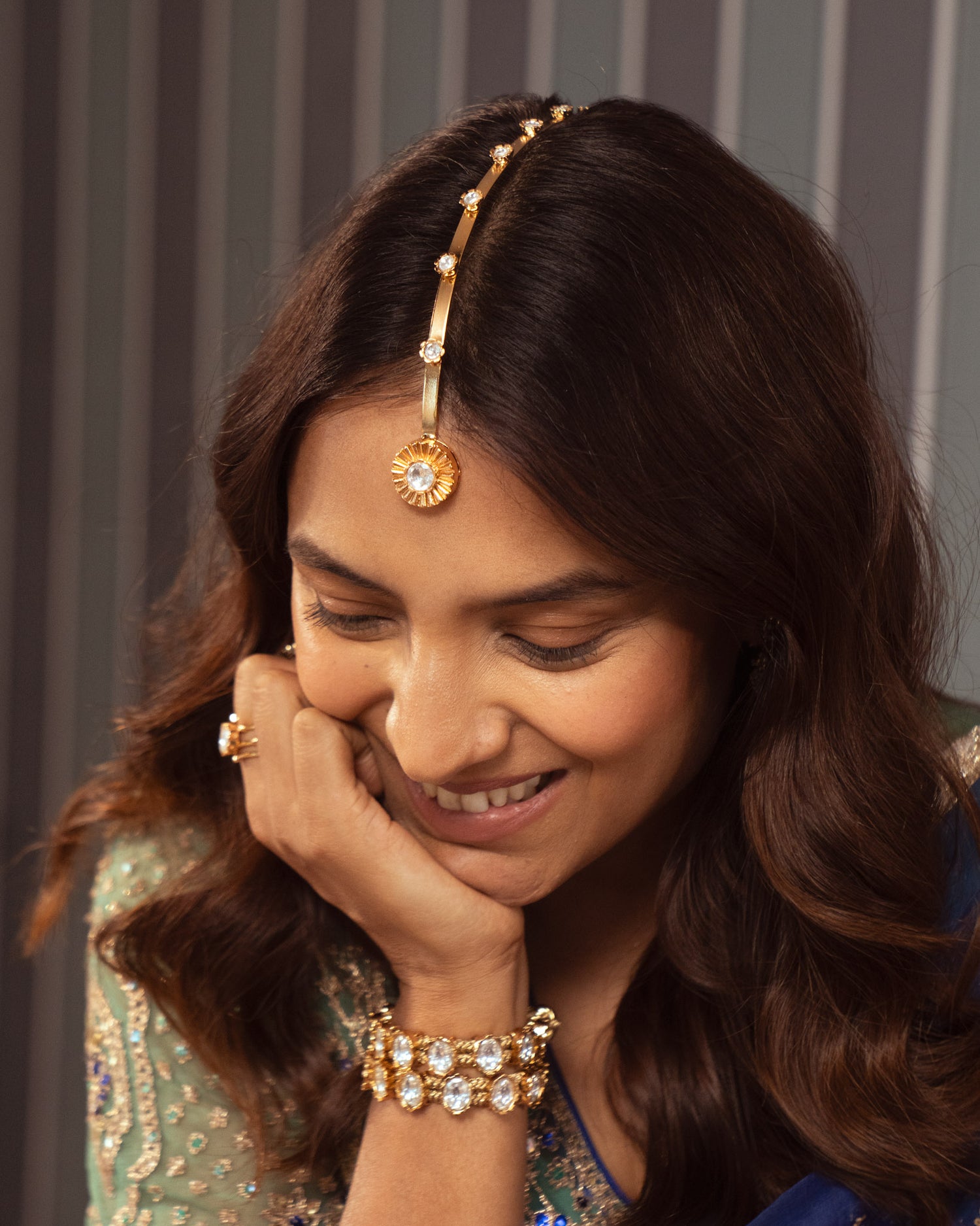 Mogra Bageecha Sculpted Hairpiece