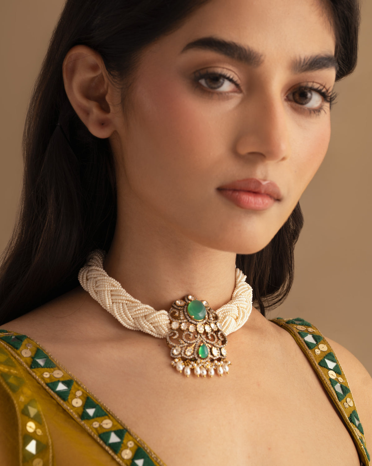 925 Zamrud Pearl Braided Choker