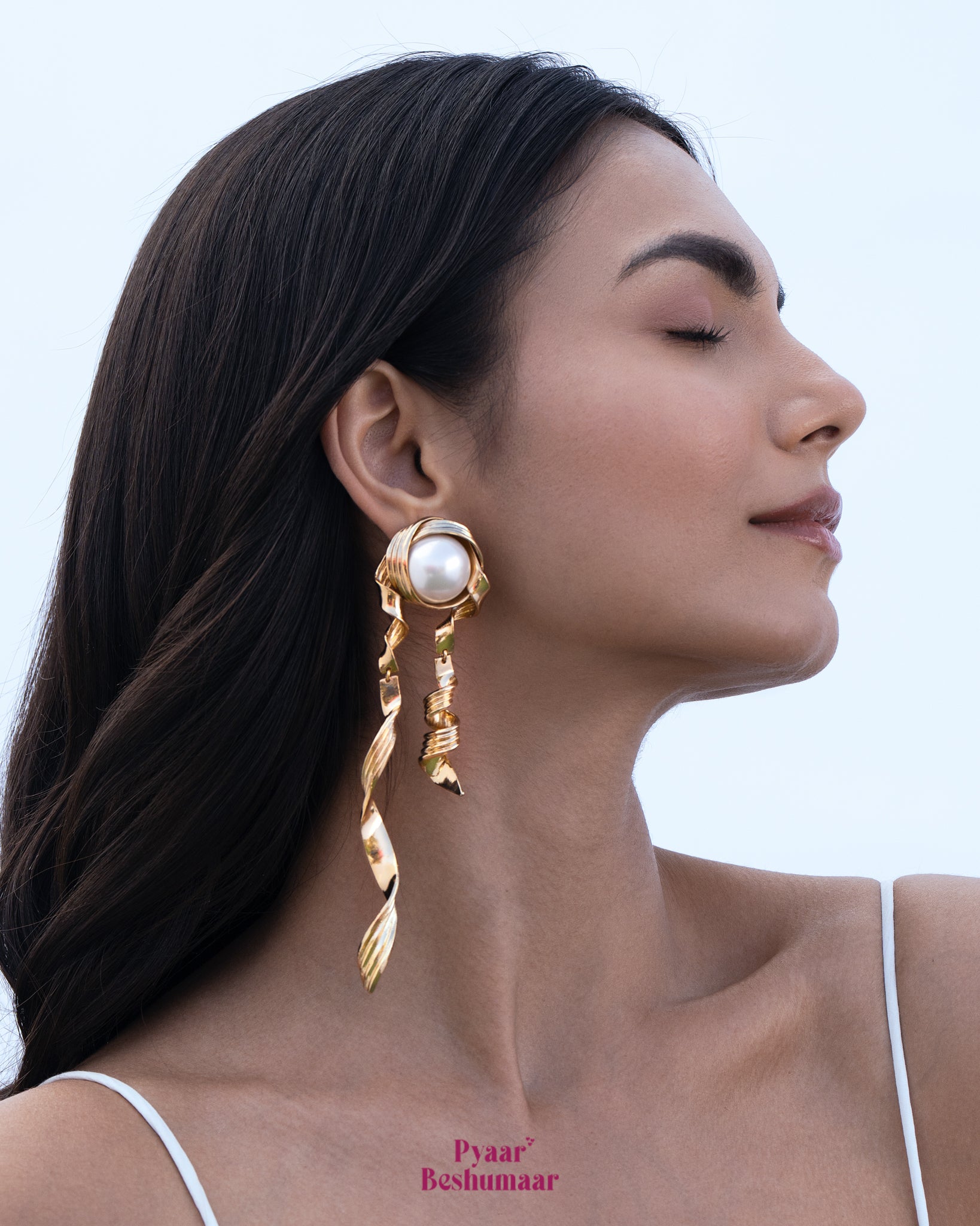 Twiddle Pearl Earrings